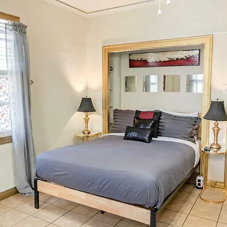 Casa Bonita Apartments